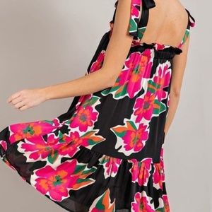 Eesome NWT Size Small Black Floral Mini Dress